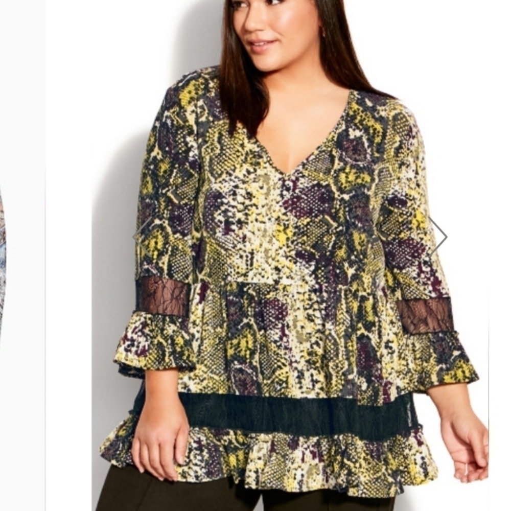 NWT AVENUE BOHO TUNIC TOP IN GUILDED SNAKE